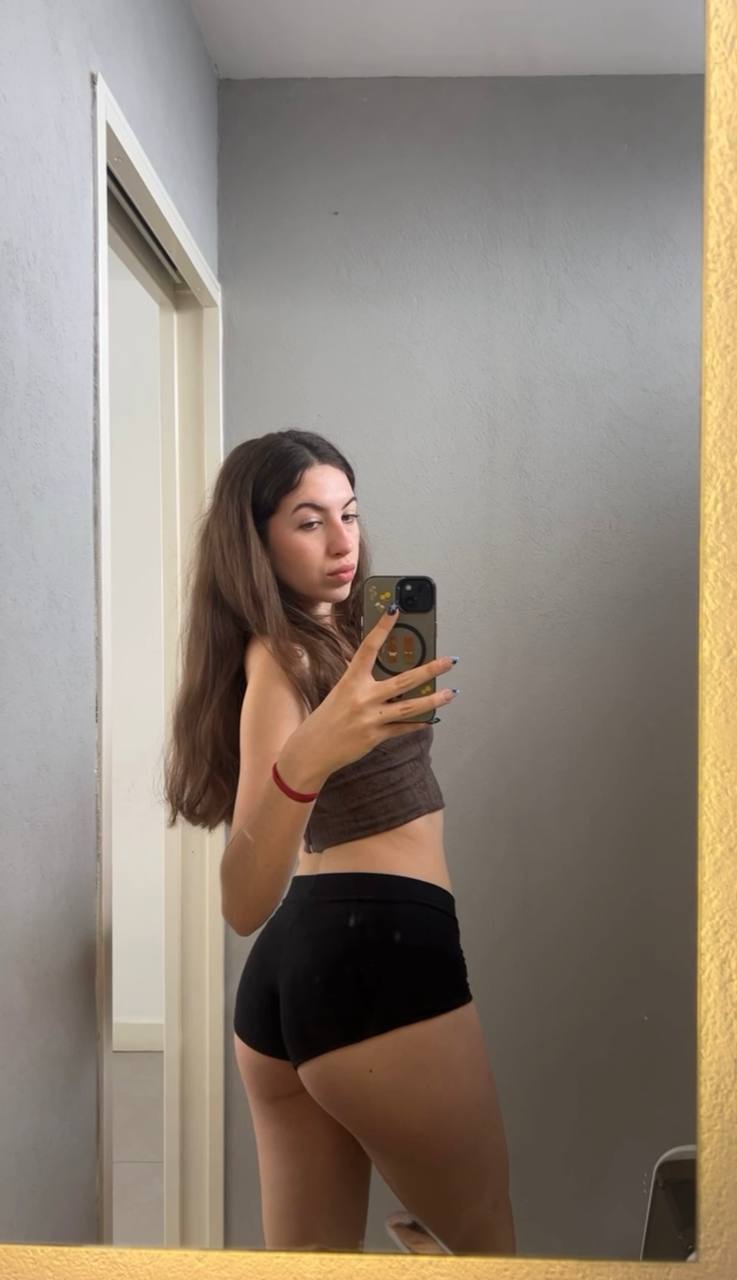 Amber in her underwear in Himeji