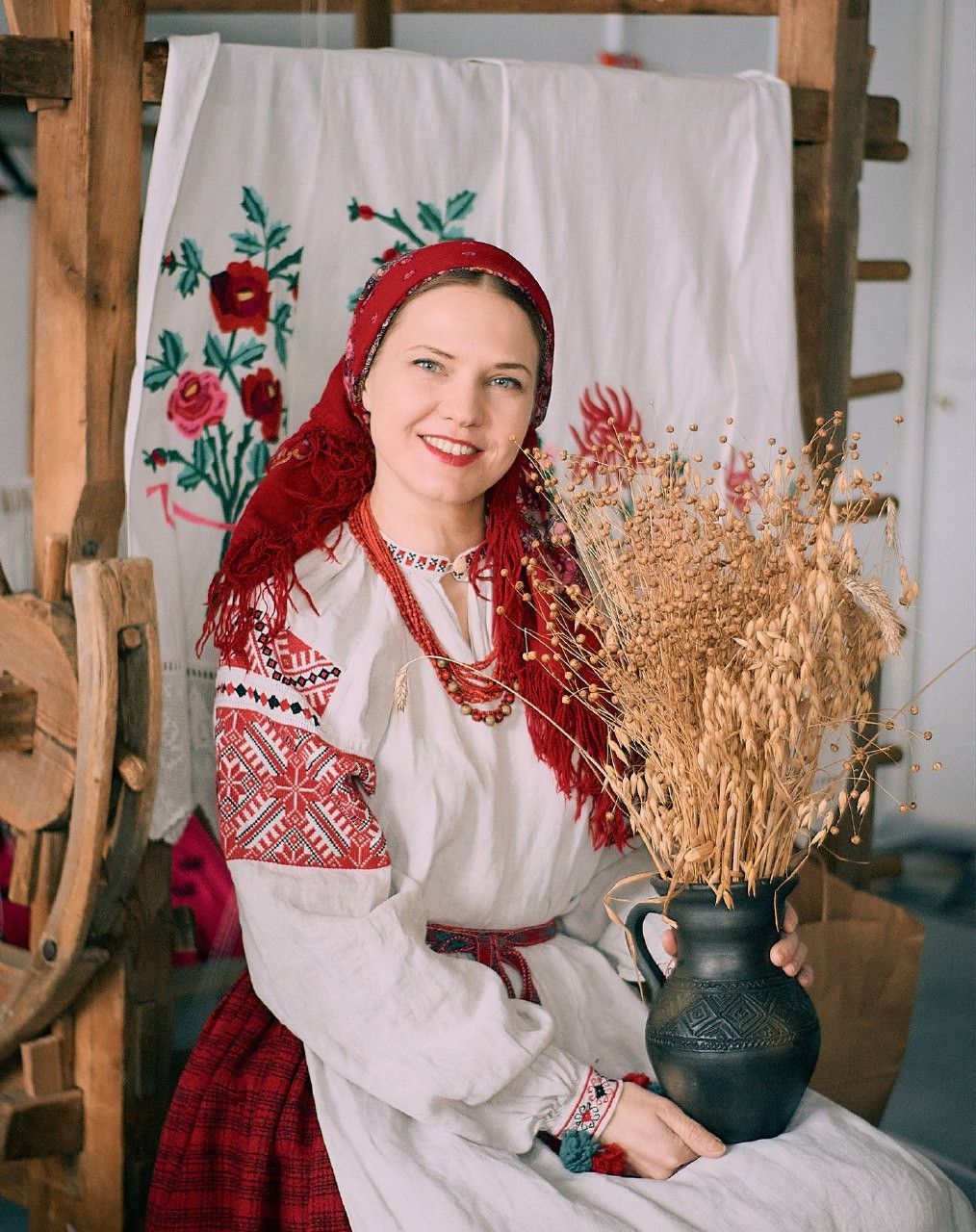 Women in Slavic costumes in Himeji