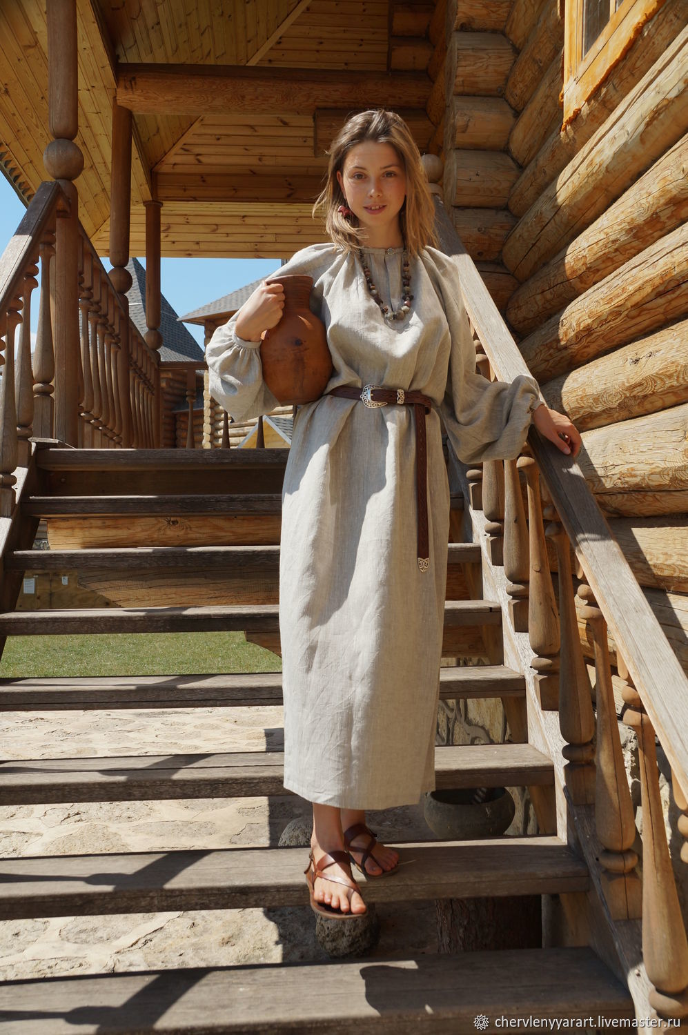 Girls in Slavic costumes in Himeji