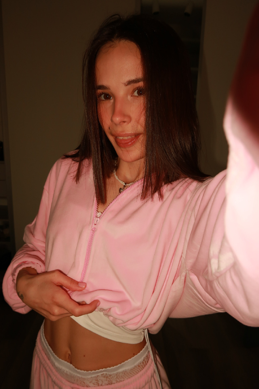 Tina brings the glow — live moments in Himeji